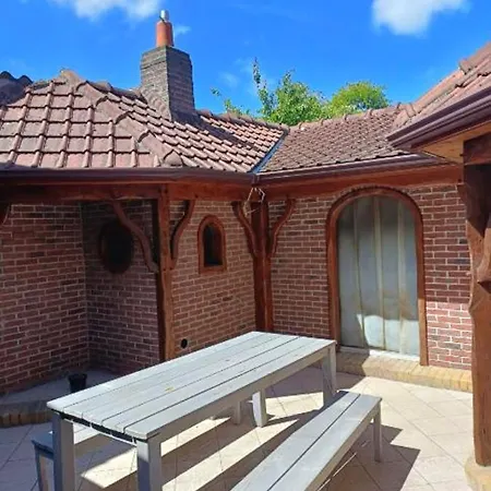 Maison De 2 Chambres Avec Jardin Clos Et Wifi A Casa de Férias