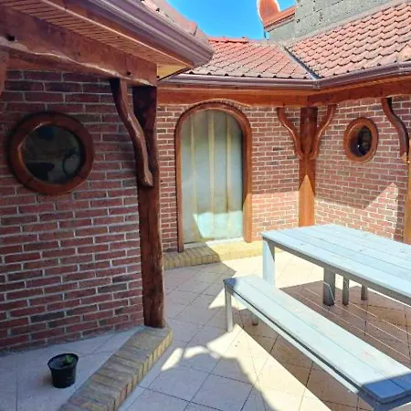 Casa de Férias Maison De 2 Chambres Avec Jardin Clos Et Wifi A Desvres